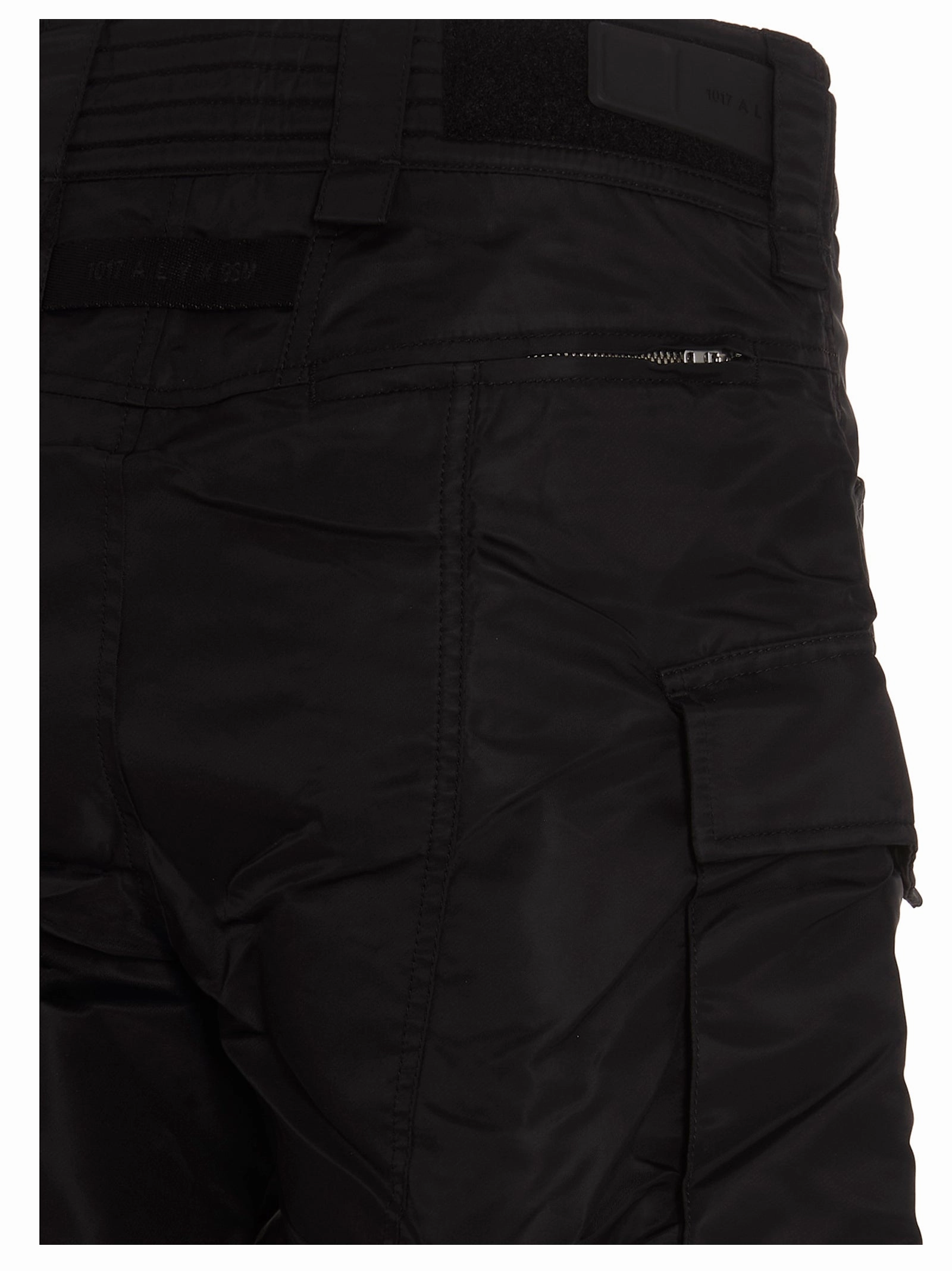 1017 ALYX 9SM Buckle Detailed Cargo Shorts