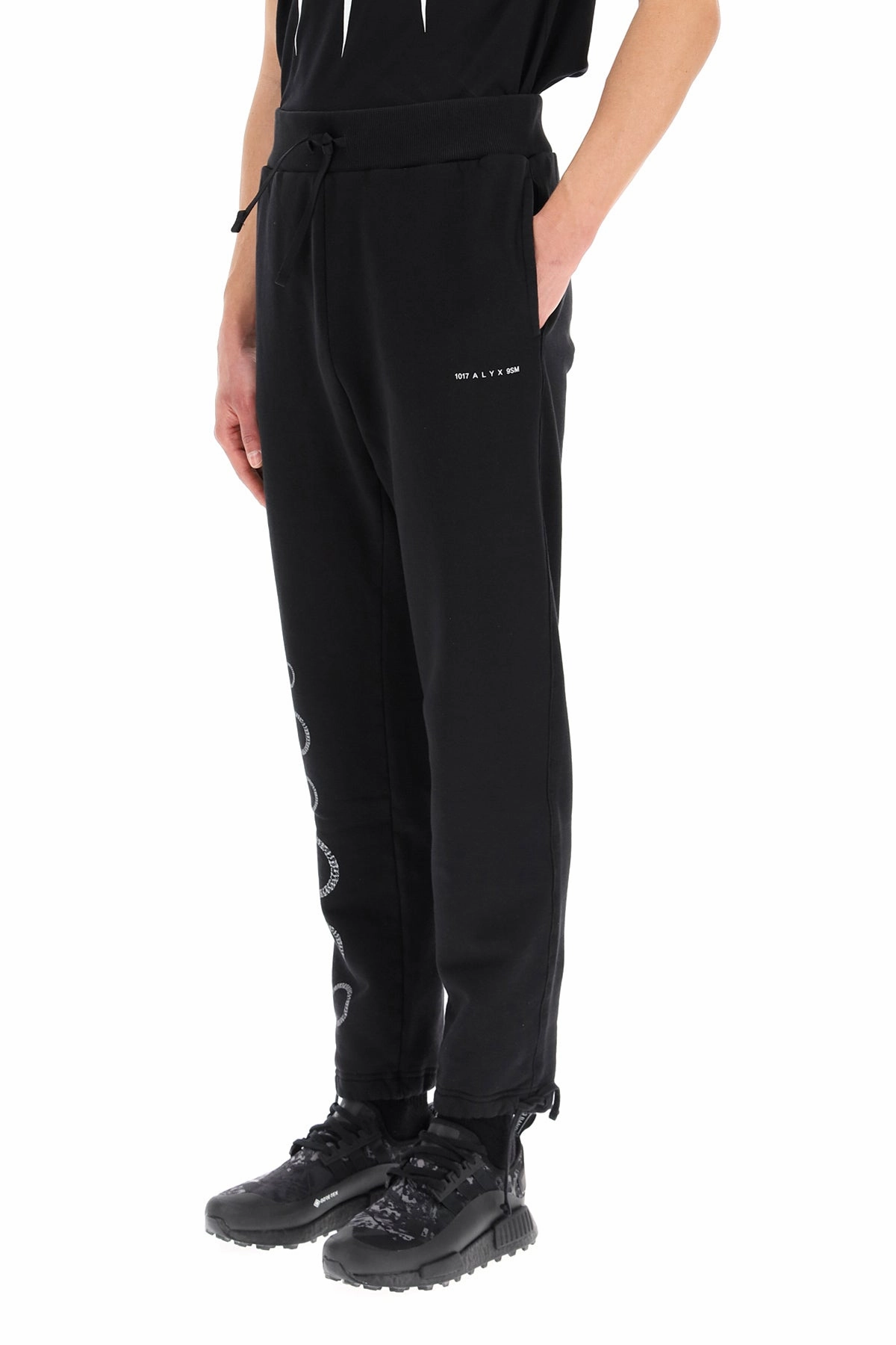 1017 ALYX 9SM Cube Chain Jogger Pants