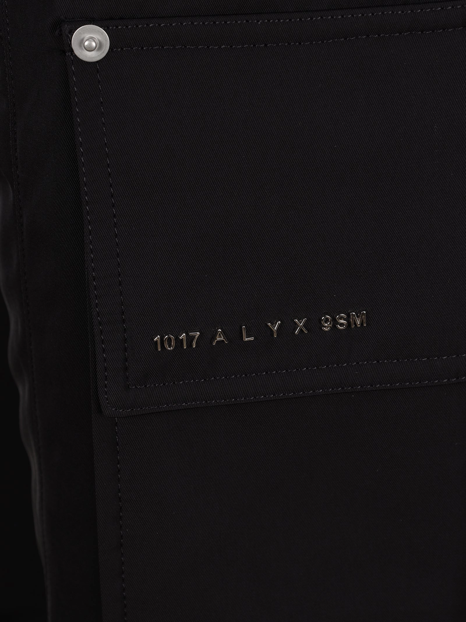 1017 ALYX 9SM Logo Plaque Cargo Pants