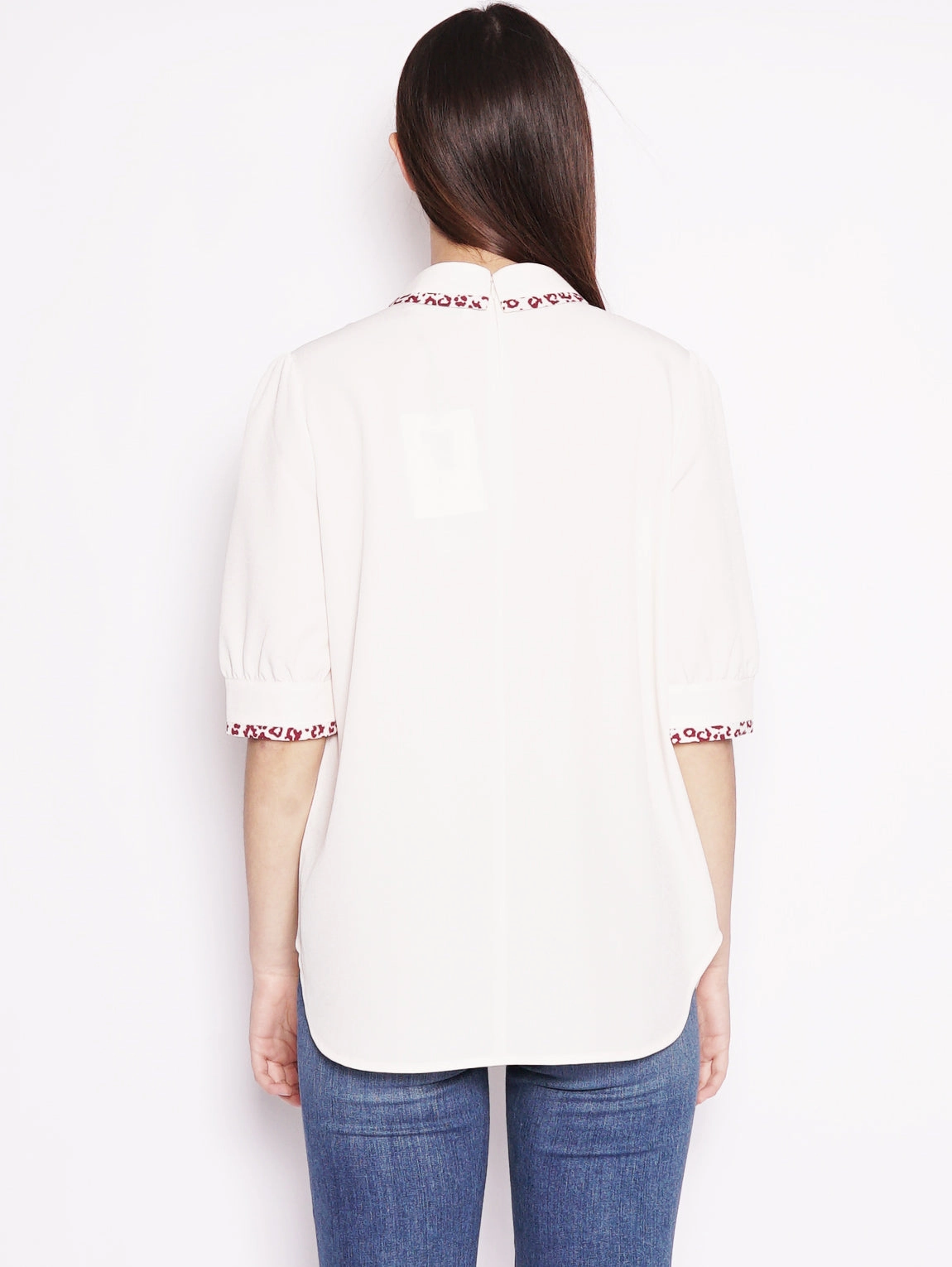 Blouse with Beige Collar