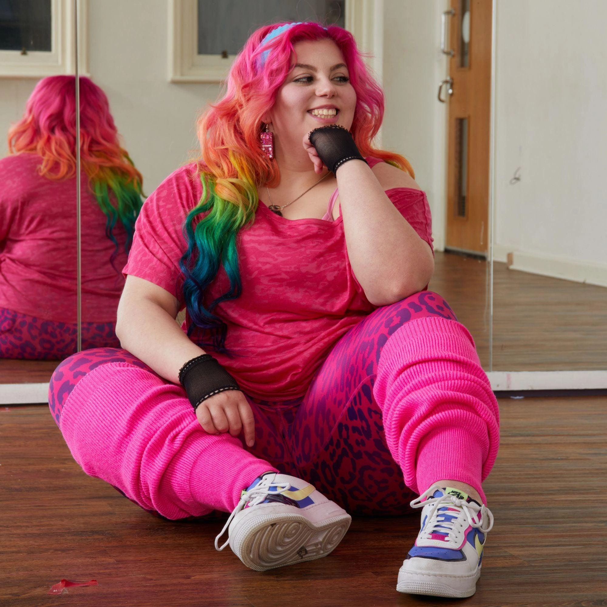 Leg Warmers - Neon Pink