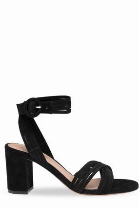 Lianne Sandal