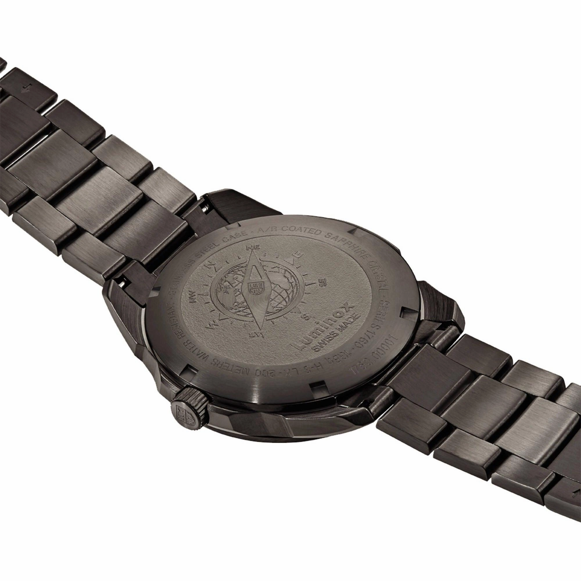 Luminox Men's Watch - Atacama Field Adventurer Khaki Green Dial Bracelet | XL.1768
